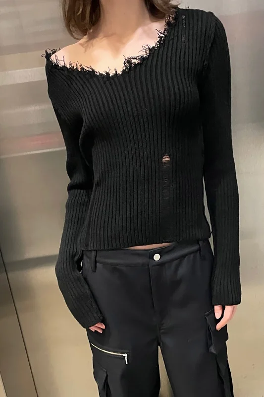 DISTRESSED V-NECK SWEATER Mesh Blend Leather Blend Suede Blend