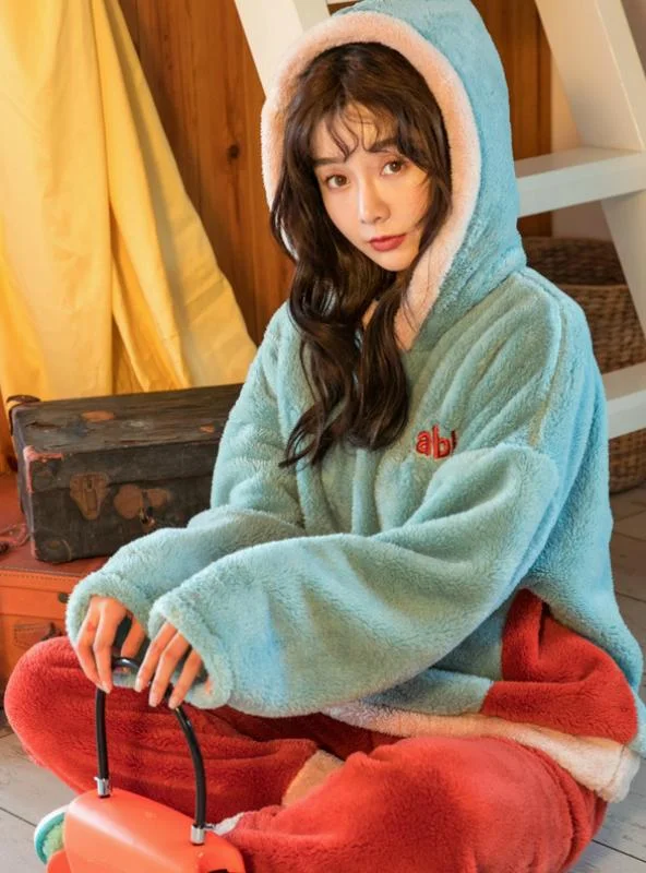 CORAL VELVET BUTTON HOODED CARTOON SUIT PULLOVER FLANNEL Plunging Neck Pullover