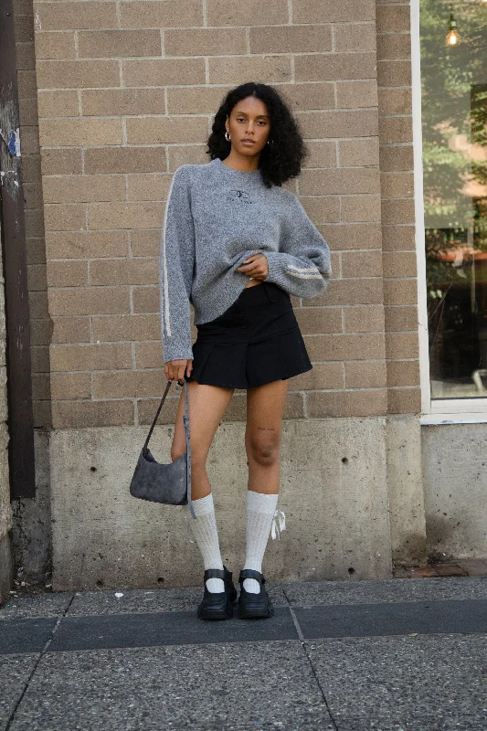 EMBROIDERED OAK SPORT SWEATER Lightweight Heavyweight Midweight