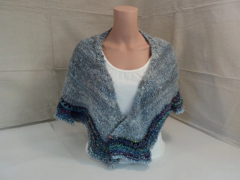 Handcrafted Wrap Shawl Blue Hand Spun Cashmere Silk Mix Female Adult -- New No Tags Trendy Bohemian Shawl Cape Handcrafted Wrap Shawl Blue Hand Spun Cashmere Silk Mix Female Adult -- New No Tags Trendy Bohemian Shawl Cape