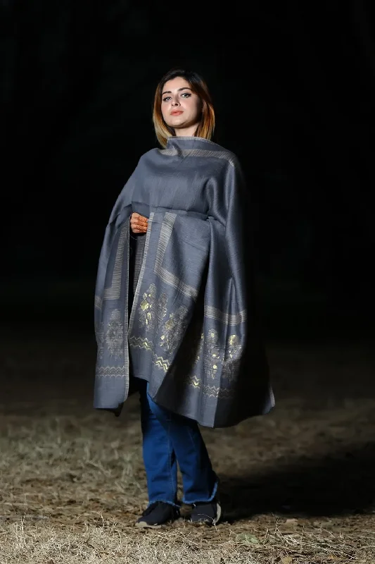 LAVISHING ASH GREY COLOUR ZARI KASHMIRI SHAWL DEFINES ROYAL AND LUXURIOUS EXTREMELY COMFORTABLE FOR ALL EVENTS Cozy Knit Shawl Scarf
