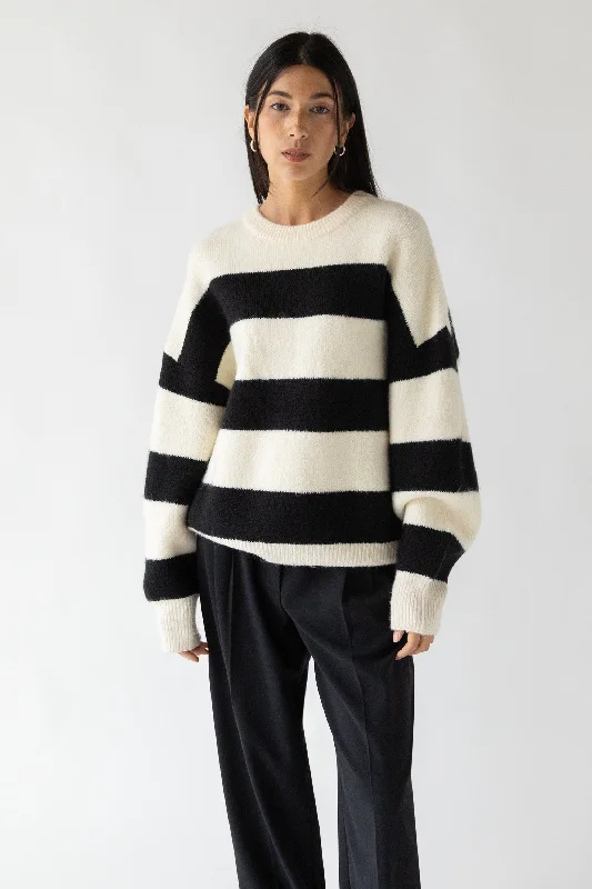 OVERSIZED STRIPED SWEATER Striped Floral Plaid