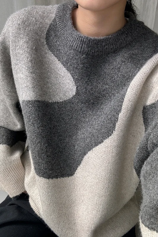 OVERSIZED INTARSIA KNIT CREWNECK SWEATER Fitted Slim Tailored