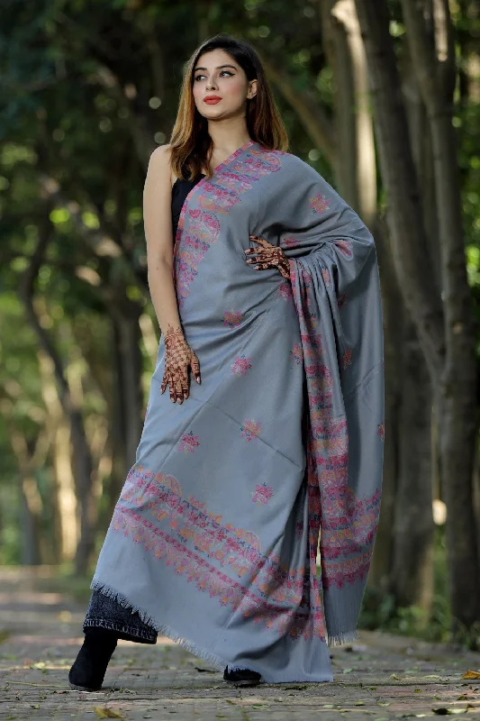 GREY COLOUR SHAWL WITH ZARI & KANI WORK DEFINES ROYAL AND LUXURIOUS EXTREMELY COMFORTABLE FOR ALL EVENTS Cozy Fleece Shawl Cape