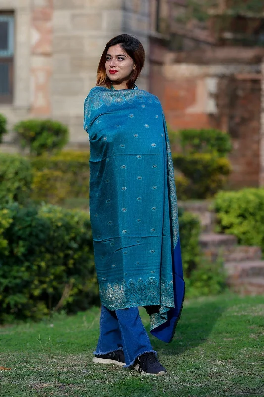 FIROZI SHAWL DEFINES ROYAL AND LUXURIOUS EXTREMELY COMFORTABLE FOR ALL EVENTS Fashionable Embroidered Shawl