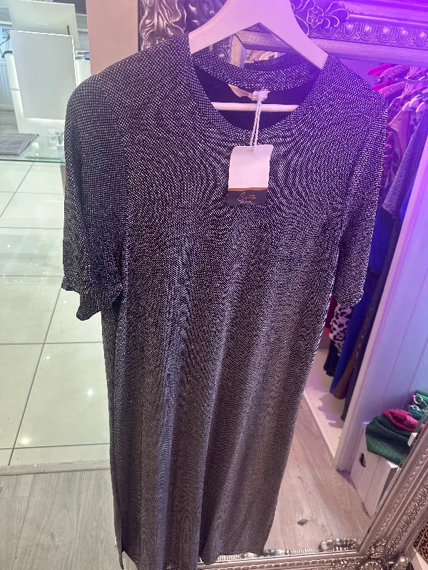 Sarta celesteial tee dress