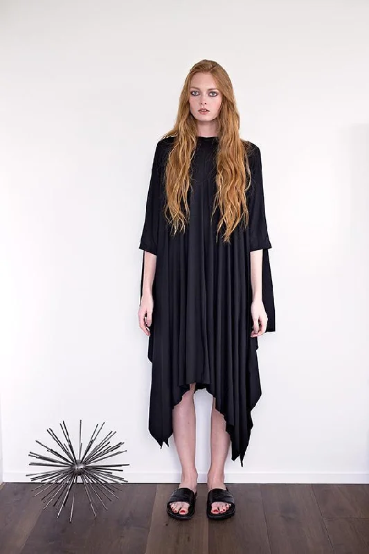 Momo - Black Jersey Chic Jersey Tee