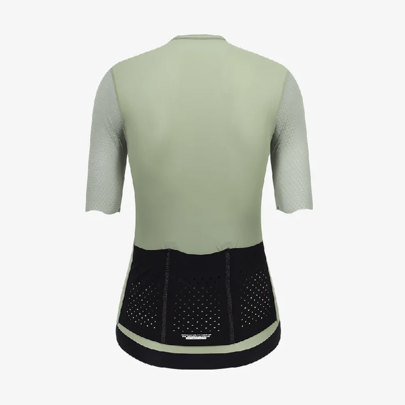 LIGHTGREEN