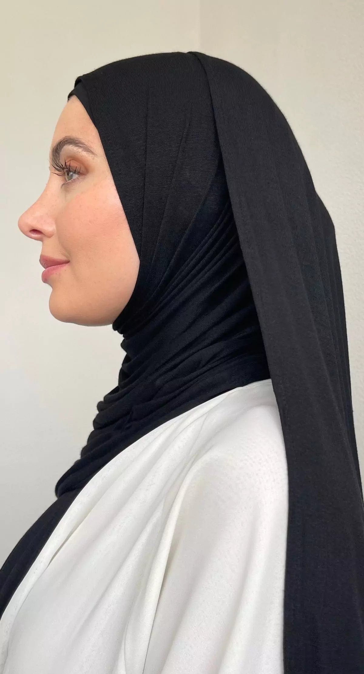 Jersey Hijab - Black Cream Jersey Tee