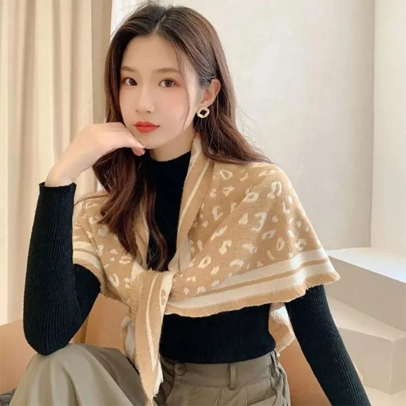 Shawl Knitted Imitation Cashmere Female Korean Version with Foreign Style Triangle Scarf Neck Guard False Collar Cozy Woolen Shawl Cape Shawl Knitted Imitation Cashmere Female Korean Version with Foreign Style Triangle Scarf Neck Guard False Collar Cozy Woolen Shawl Cape